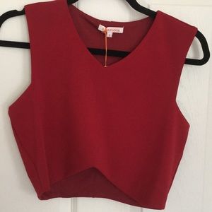 Daily Look Red Crop Top Sleeveless